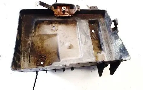 Battery box tray