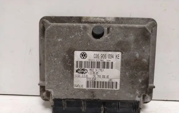 Skoda Fabia Mk1 (6Y) Engine control unit/module 036906034KE 5D33LBDBF 6160131301