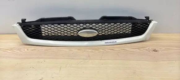 Ford Fiesta Front bumper upper radiator grill 1S618A133AAOGIV