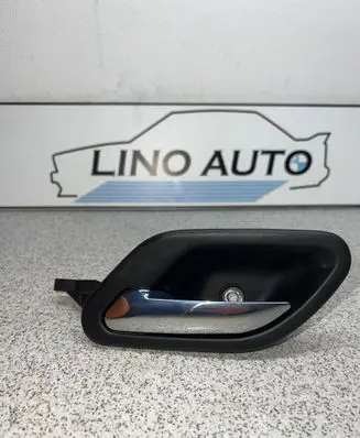 BMW 5 E39 Front door interior handle 8226049