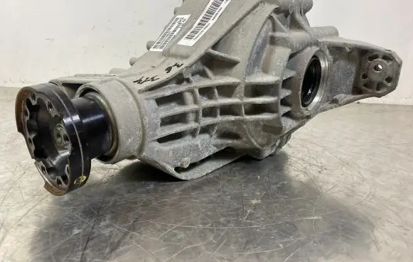 Jeep Grand Cherokee WL Rear differential P68504043AA