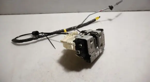 Chrysler Grand Voyager V Front door lock