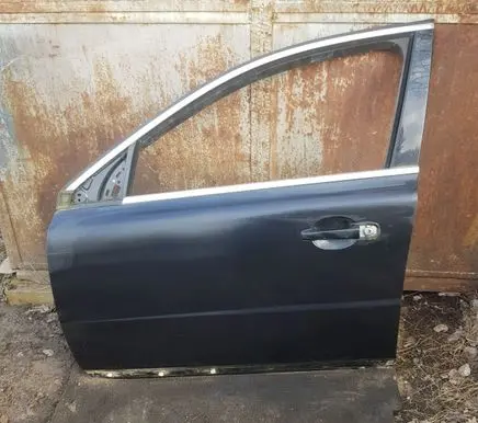 Volvo S80 Front door