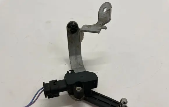 Mercedes-Benz GLA H247 Headlight/headlamp level sensor A0009059413