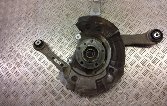 BMW 7 F01 F02 F03 F04 Front wheel hub