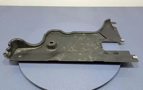 Volkswagen Arteon Front underbody cover/under tray 3Q0825102A
