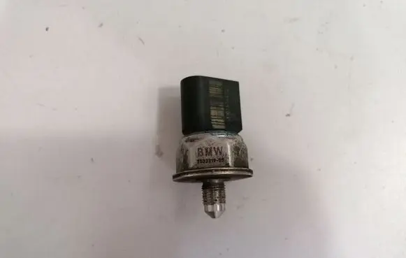 Fuel pressure sensor