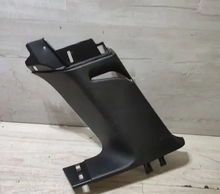Jeep Grand Cherokee (D) pillar trim (bottom) 829868