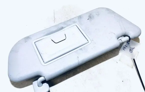 Mazda 3 I Sun visor