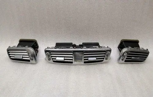 Mercedes-Benz C W205 Dash center air vent grill A2188300754