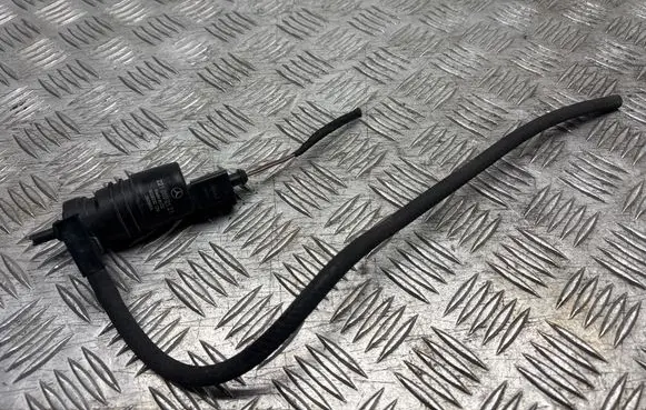 Mercedes-Benz E W212 Windscreen/windshield washer pump 2218690121 3028232 260954