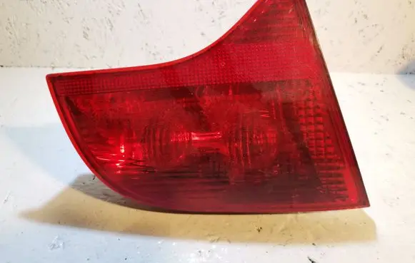 Audi A4 S4 B7 8E 8H Tailgate rear/tail lights 8E9945093