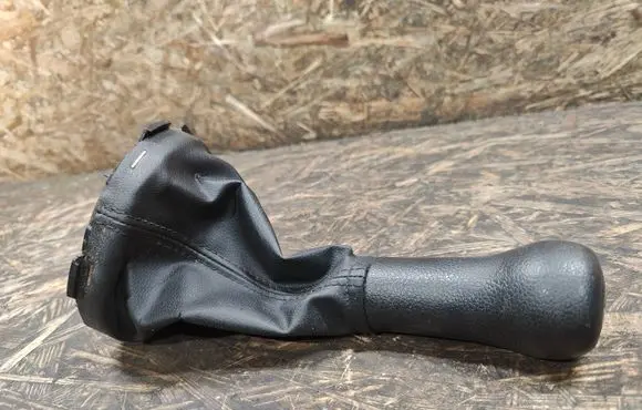 Ford Fusion Gear lever shifter trim leather/knob 6N117B118AA