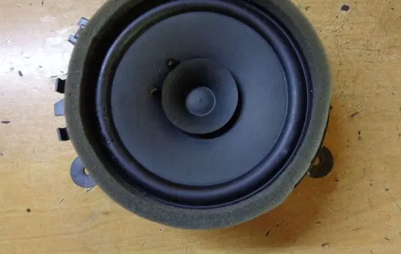 Volvo V60 Front door speaker 30657444