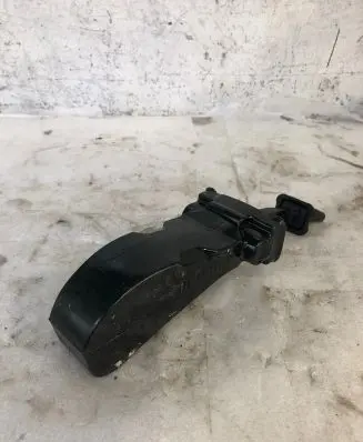 Skoda Kamiq Front door check strap stopper 654837267