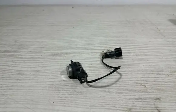 Jaguar XJ X351 Tailgate opening switch C2D47251