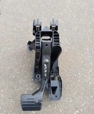 Volkswagen Arteon Brake pedal 5Q1723058BQ