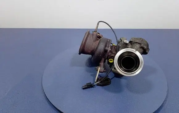Volvo S90, V90 Turbo system vacuum part 31459962