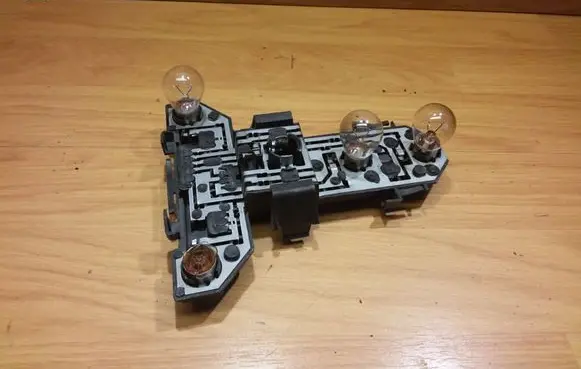 Tail light part