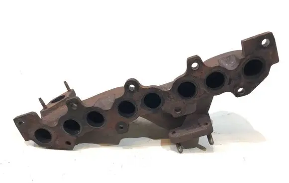 Volvo V50 Exhaust manifold