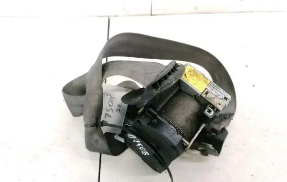 Seat Toledo II (1M) Front seatbelt 33013780