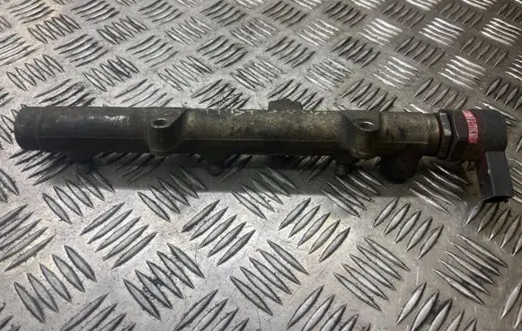Audi A4 S4 B7 8E 8H Fuel main line pipe 059130090