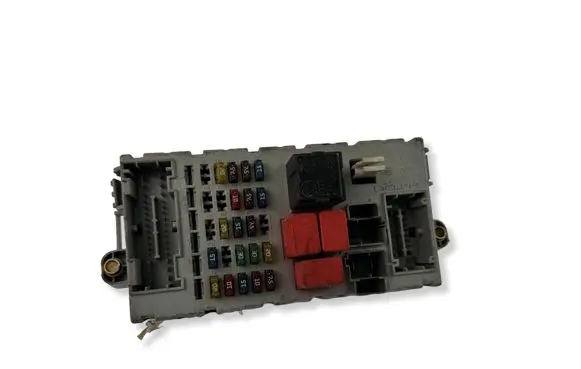 Lancia Ypsilon Fuse module 51733921