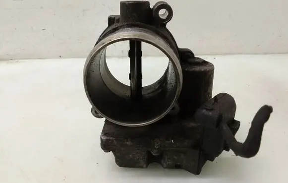 KIA Carens I Throttle valve 3510027410