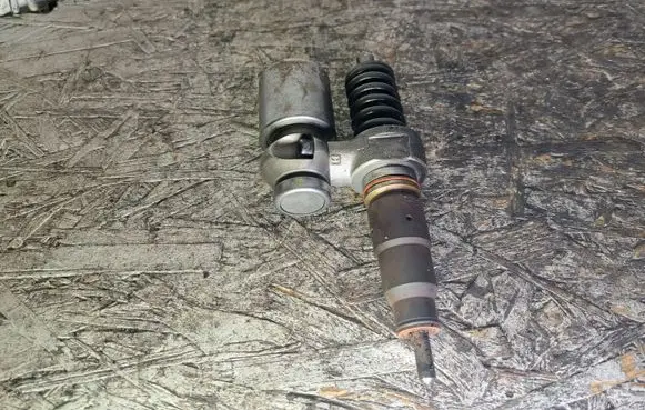 Land Rover Discovery Fuel injector MSC000030 BEBE2A01001 15923LW