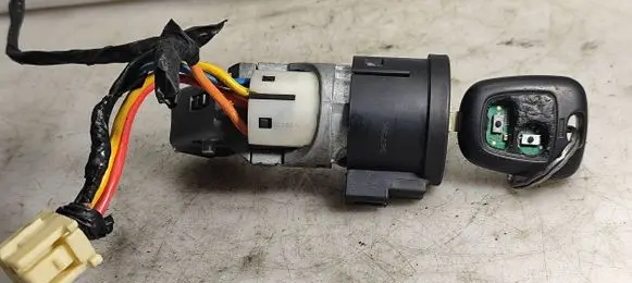 Toyota Aygo AB10 Ignition lock N0501412