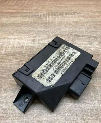 Chrysler Grand Voyager IV Tailgate/trunk control unit/module P04686687AP
