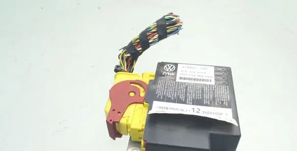 Volkswagen PASSAT B6 Airbag control unit/module 3C0909605M