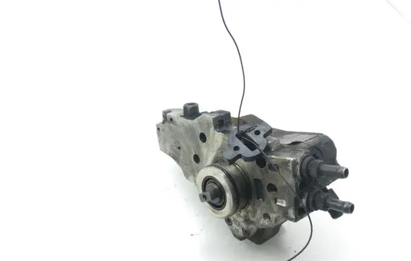 Fuel injection high pressure pump