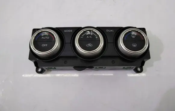 Subaru XV Climate control unit 72311FJ811