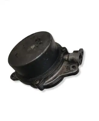 BMW 7 E65 E66 Vacuum pump 