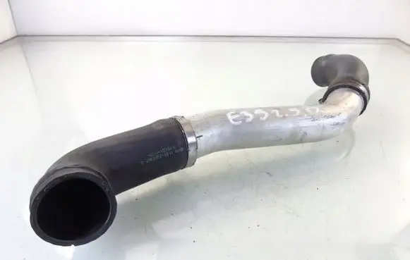 BMW 5 E39 Intercooler hose/pipe 2247967