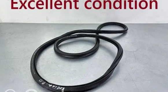 Front door rubber seal