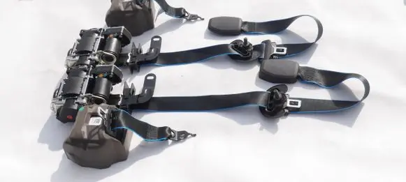 BMW 4 G22 G23 G24 G26 Seat belt trim 4G26LRPASY