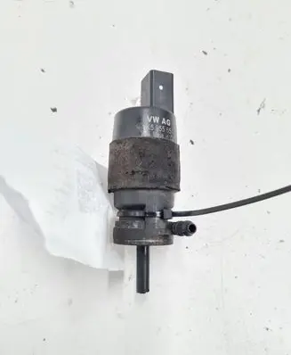 Audi A6 S6 C6 4F Windscreen/windshield washer pump 1K5955651