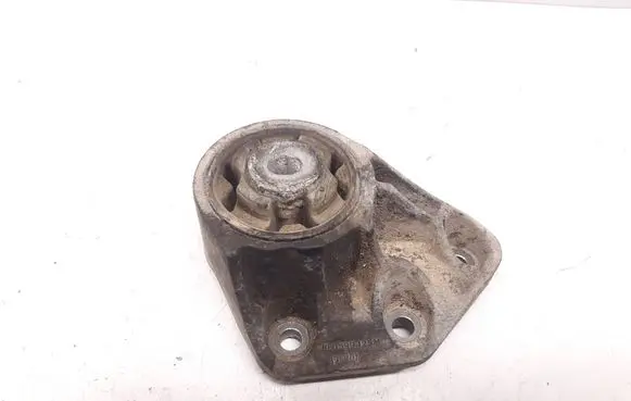 Audi A4 S4 B7 8E 8H Rear differential/diff mount bracket 8E0599125M