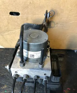 Citroen C5 Aircross ABS Pump 9832666780