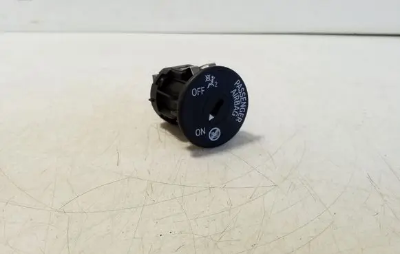 BMW i4 Passenger airbag on/off switch 9483731