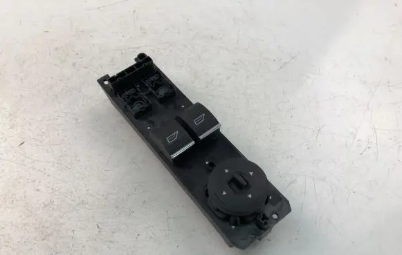 Ford Fiesta Electric window control switch F1ET14A132EB