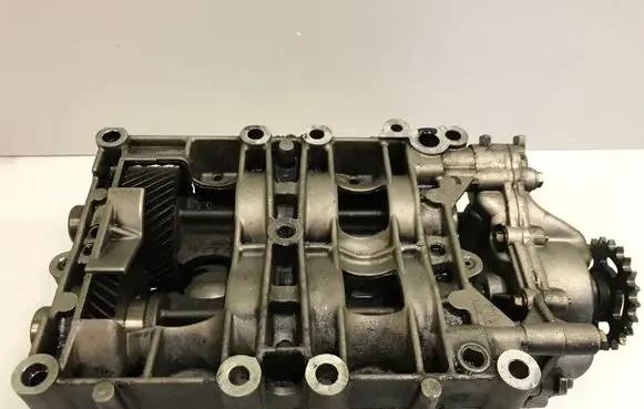 Ford Mondeo MK IV Oil pump 9636898580