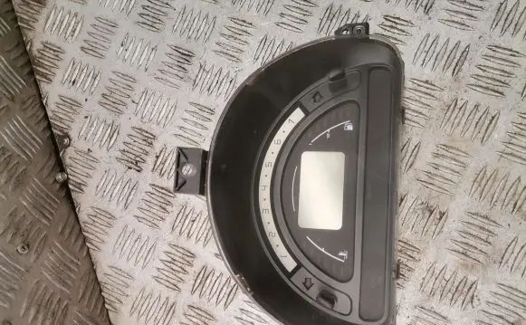 Citroen C2 Speedometer (instrument cluster) 216740686