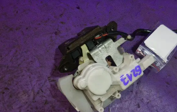 Mazda 626 Tailgate/trunk/boot lock/catch/latch