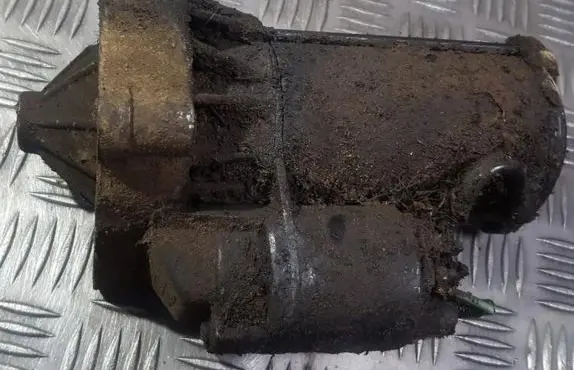 Peugeot 406 Starter motor