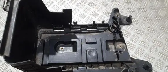 Volkswagen Golf V Battery box tray 1k0915336b