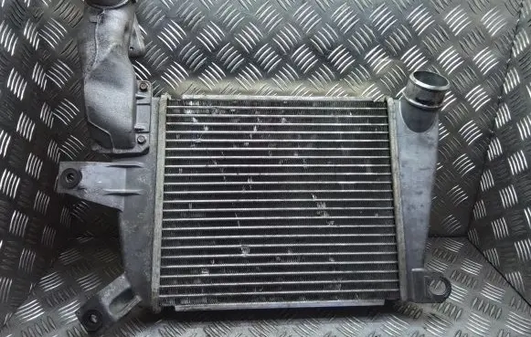 Mazda CX-7 Intercooler radiator 1271002991