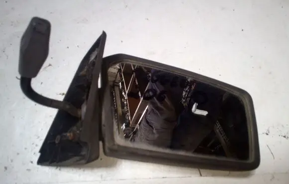 Peugeot 205 Manual wing mirror 